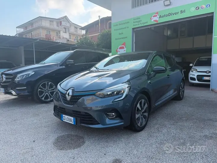 Renault Clio 2021 photo 2
