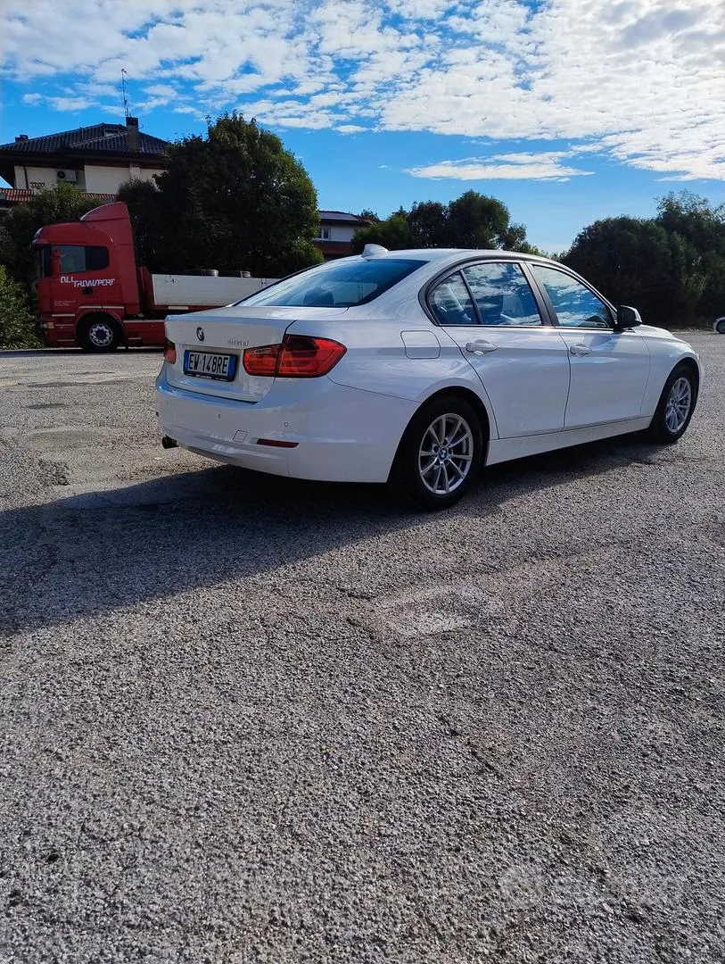 BMW 316D 2014 photo 3