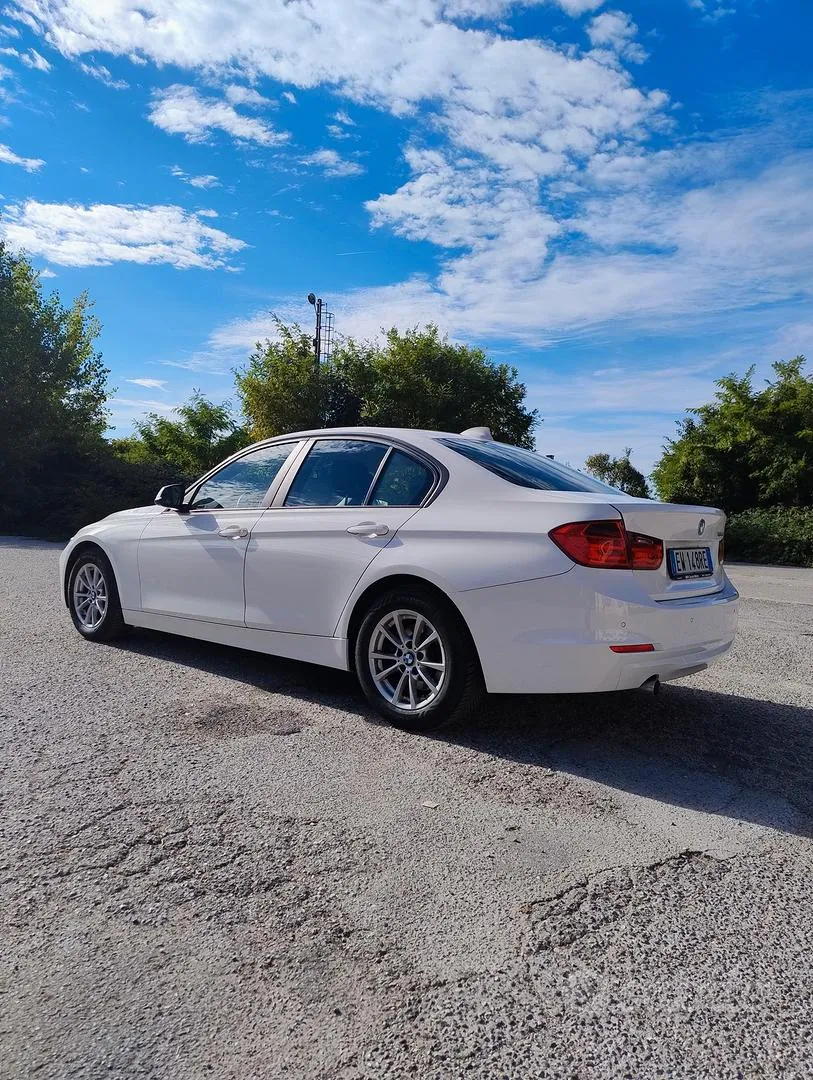 BMW 316D 2014 photo 2