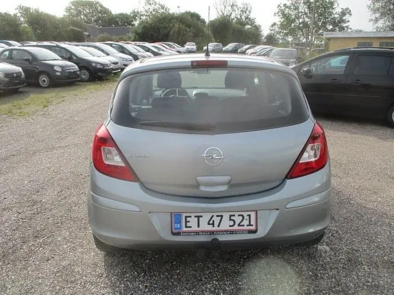 Opel Corsa 2012 photo 4