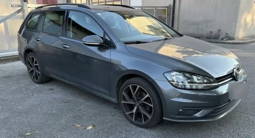 Volkswagen Golf 2019 photo 2