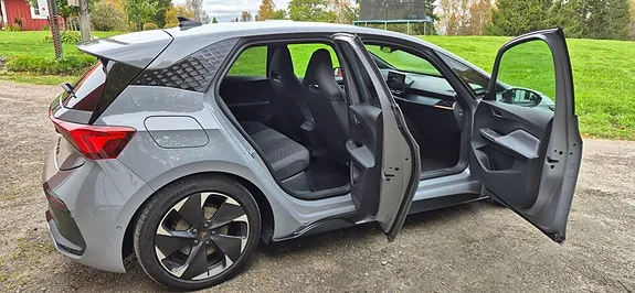 Cupra Born 2022 photo 3