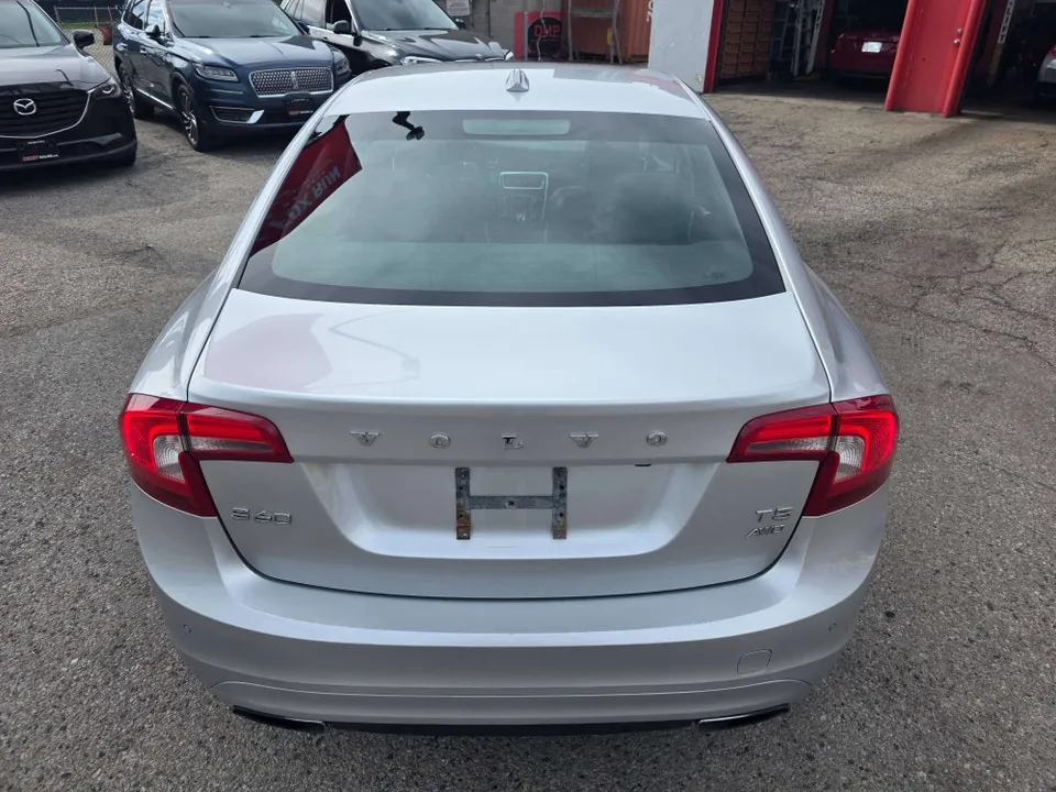 Volvo S60 2014 photo 5