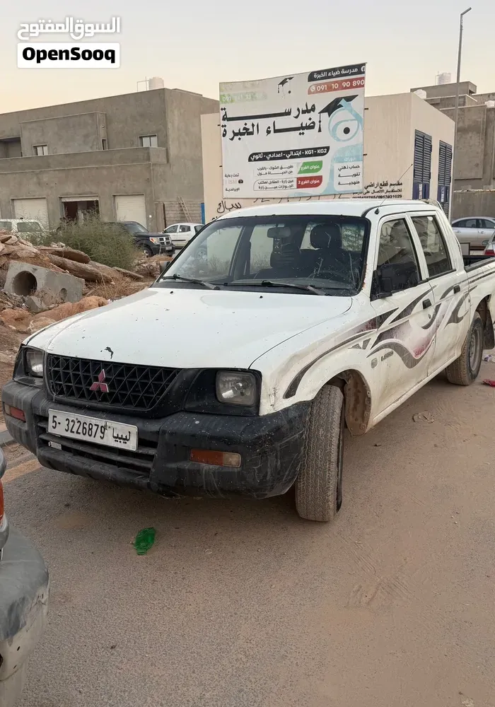Mitsubishi L200 2004 photo 5