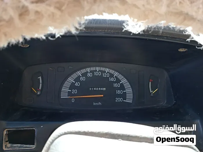 Mitsubishi L200 2004 photo 2