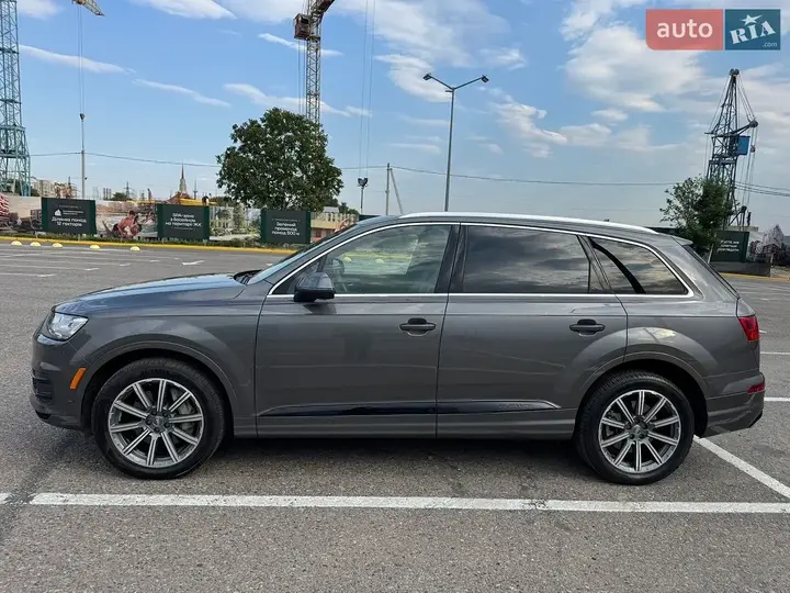 Audi Q7 2019 photo 4