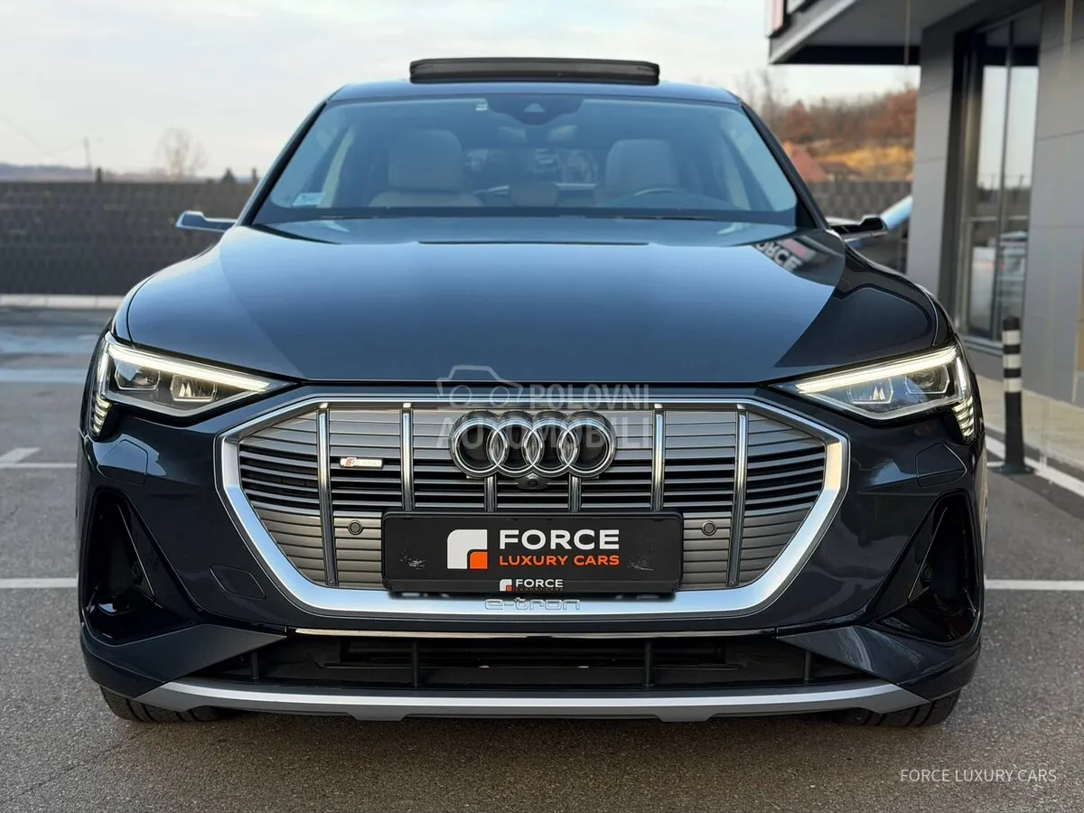 Audi E-Tron 2020 photo 2