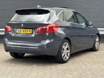 BMW 218 Active Tourer 2014 photo 2