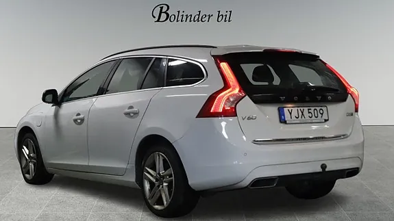 Volvo V60 2017 photo 4
