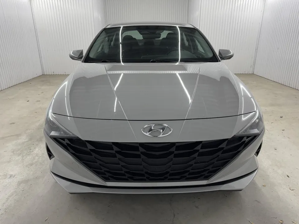 Hyundai Elantra 2021 photo 3