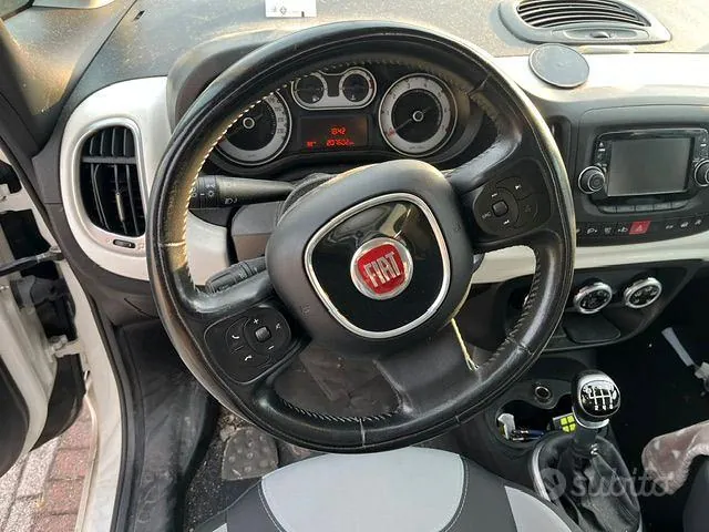 Fiat 500L 2016 photo 4