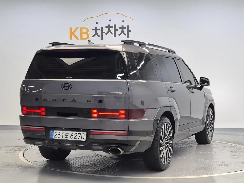 Hyundai Santa Fe 2025 photo 3