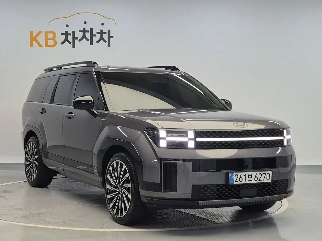 Hyundai Santa Fe 2025 photo 4