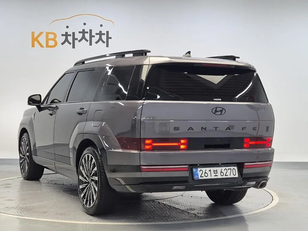 Hyundai Santa Fe 2025 photo 2