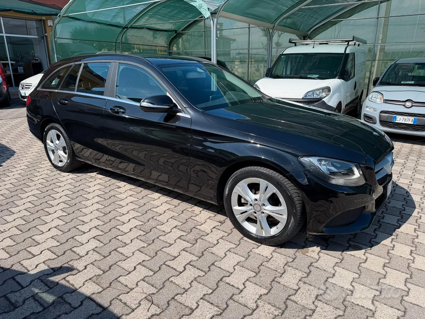 Mercedes-Benz C-Class 2015 photo 4