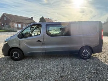Opel Vivaro 2015 photo 3