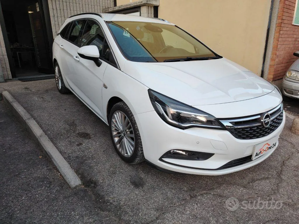 Opel Astra 2018 photo 2