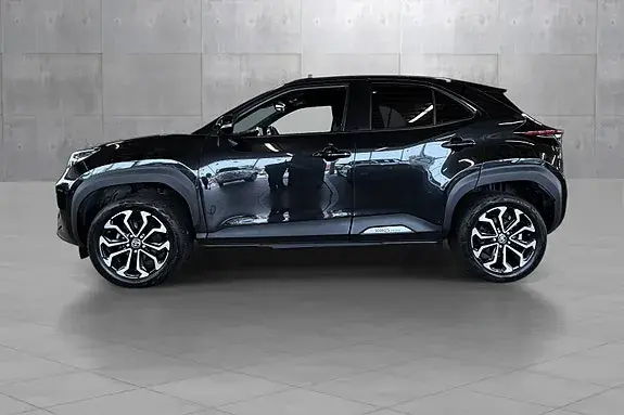 Toyota Yaris Cross 2024 photo 2