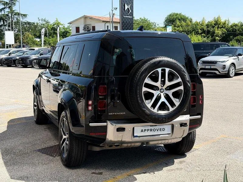 Land Rover Defender 2023 photo 4