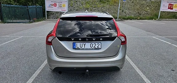 Volvo V60 2012 photo 3