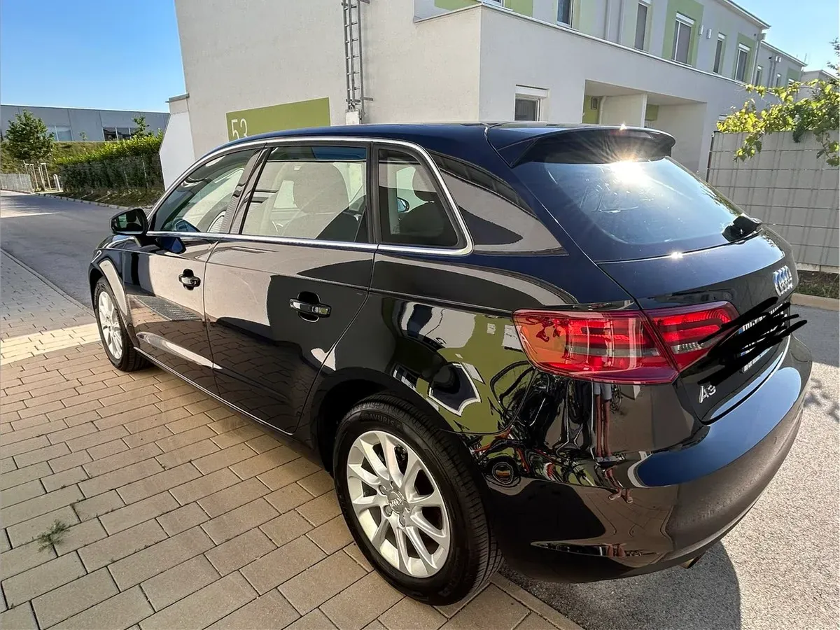 Audi A3 2015 photo 3