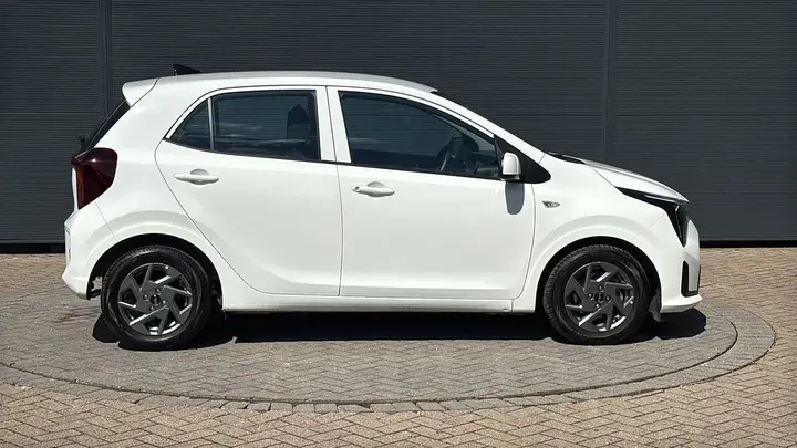 Kia Picanto 2024 photo 5