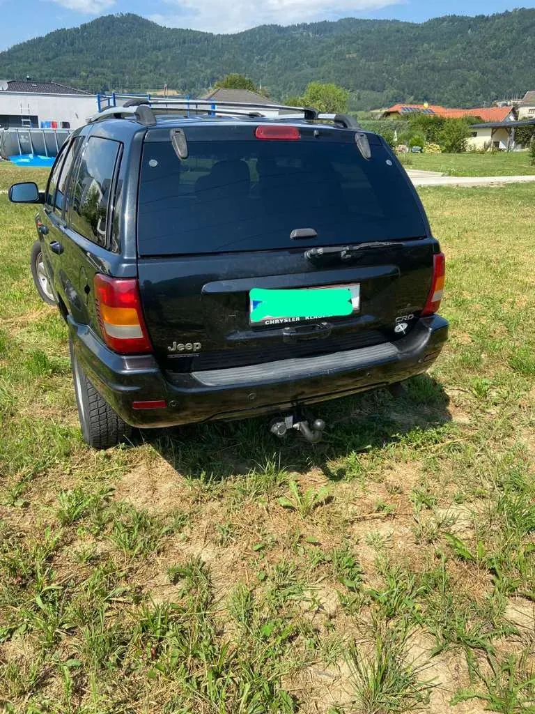 Jeep Grand Cherokee 2004 photo 2