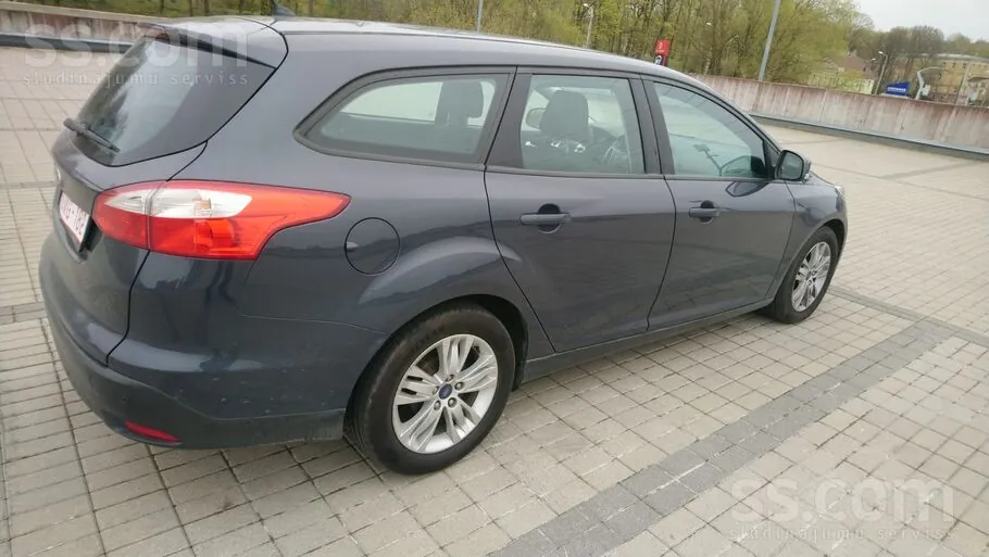 Ford Focus 2014 photo 4