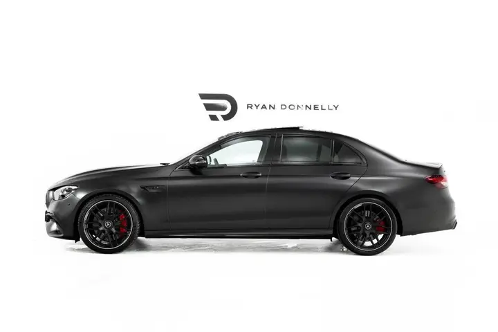 Mercedes-Benz E-Class 2023 photo 5