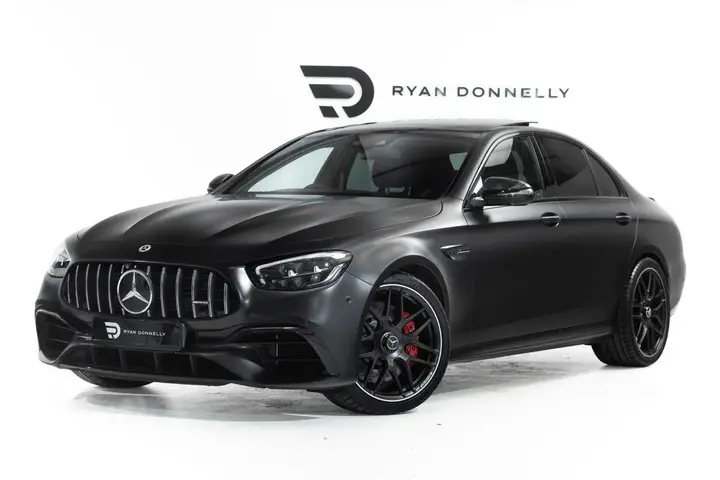 Mercedes-Benz E-Class 2023 photo 3