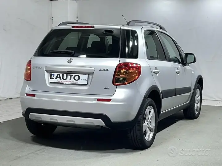 Suzuki Sx4 2011 photo 5