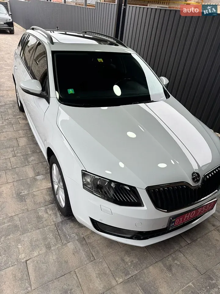 Skoda Octavia 2015 photo 2