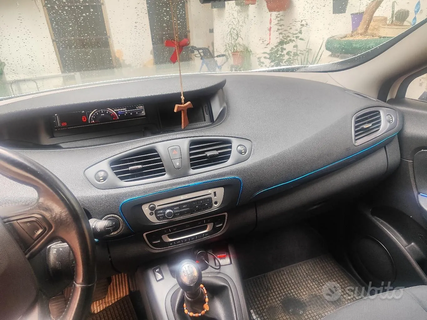 Renault Scenic 2015 photo 3