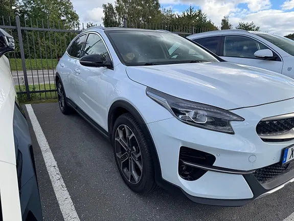 Kia Xceed 2021 photo 2