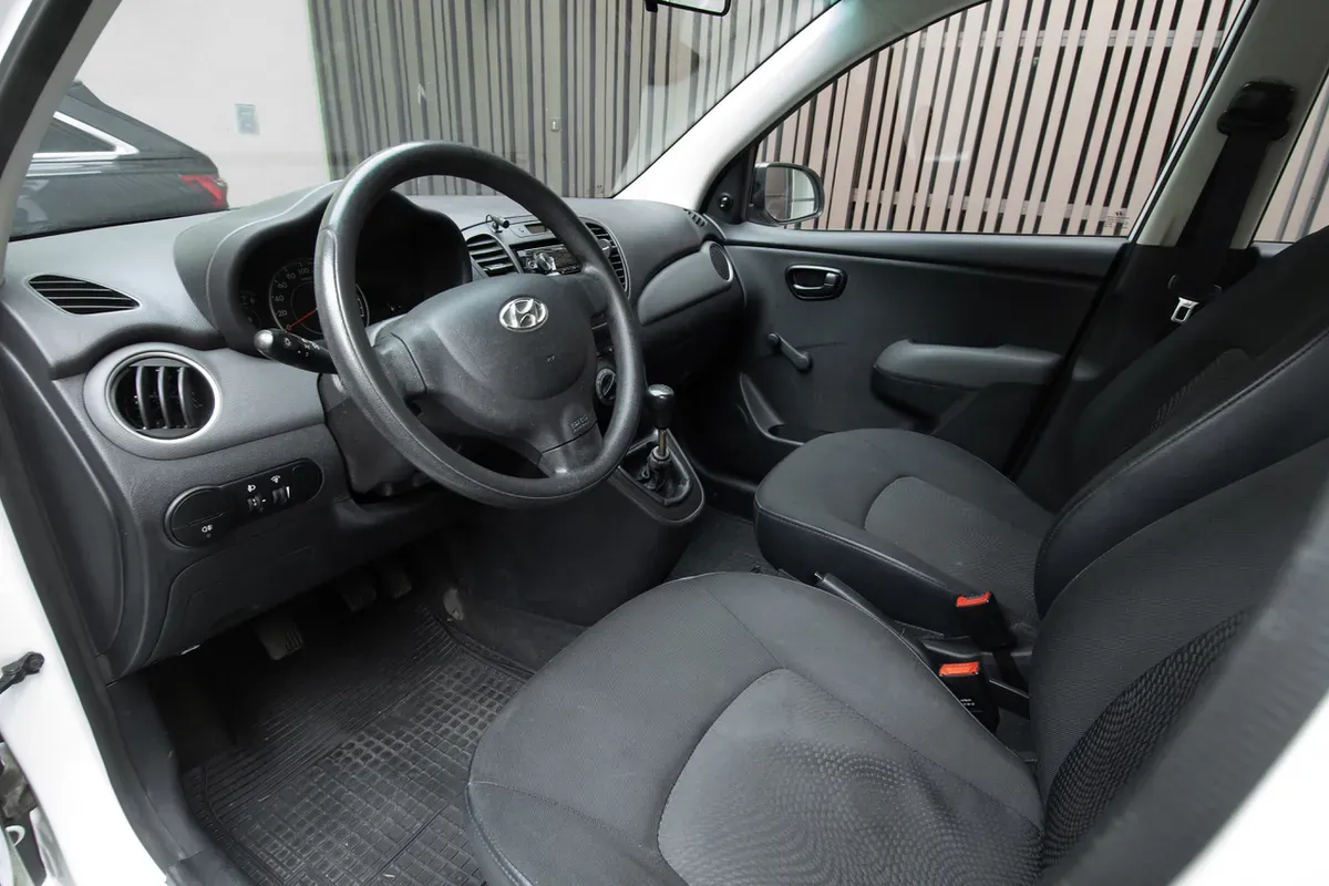 Hyundai I10 2013 photo 3