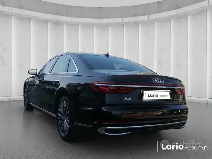Audi A8 2022 photo 5