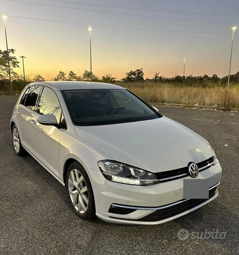 Volkswagen Golf 2018 photo 2