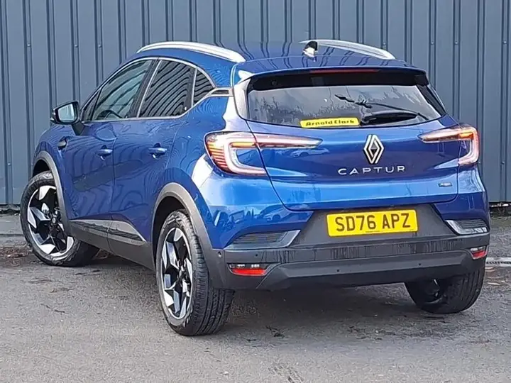 Renault Captur 2026 photo 2