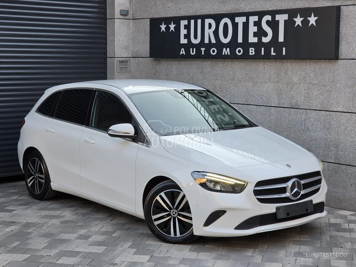 Mercedes-Benz B180