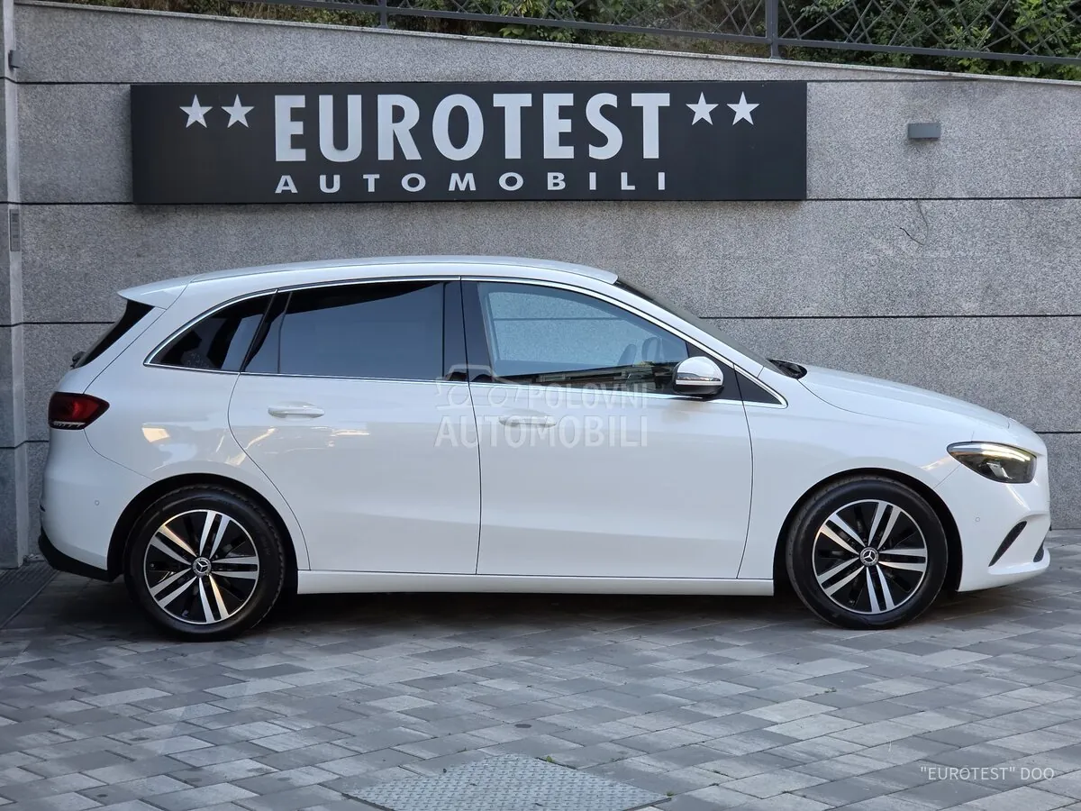 Mercedes-Benz B180 2022 photo 5