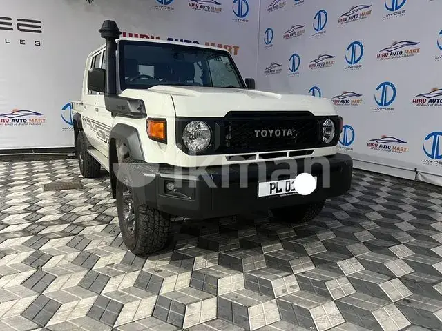 Toyota Land Cruiser Prado 2025 photo 3