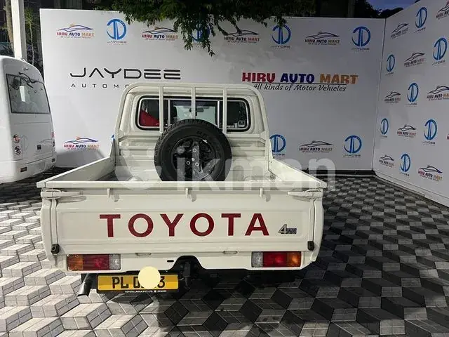 Toyota Land Cruiser Prado 2025 photo 5