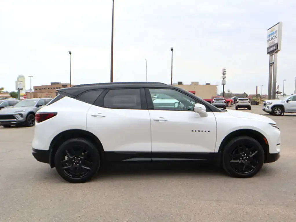 Chevrolet Blazer 2025 photo 4