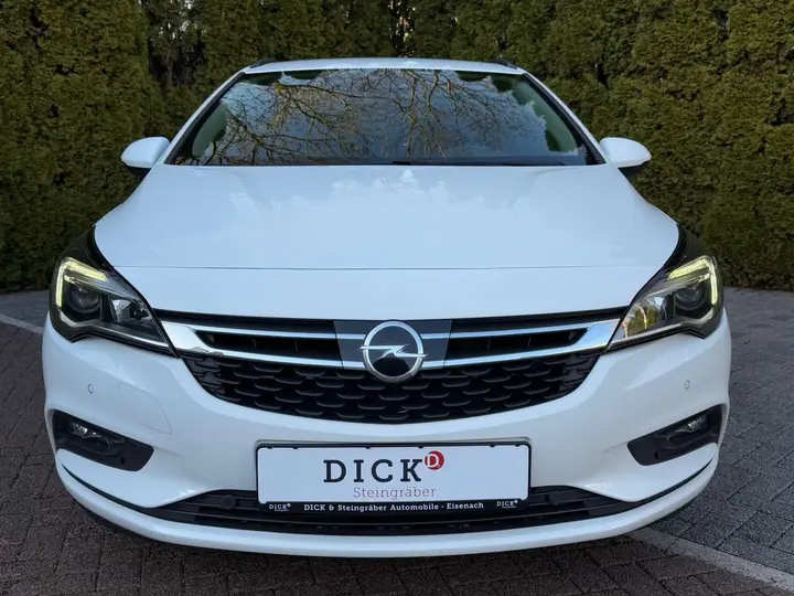 Opel Astra 2019 photo 2