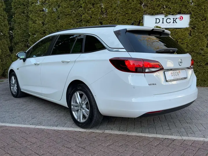 Opel Astra 2019 photo 5