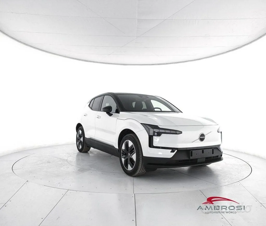 Volvo Ex30 2026 photo 2
