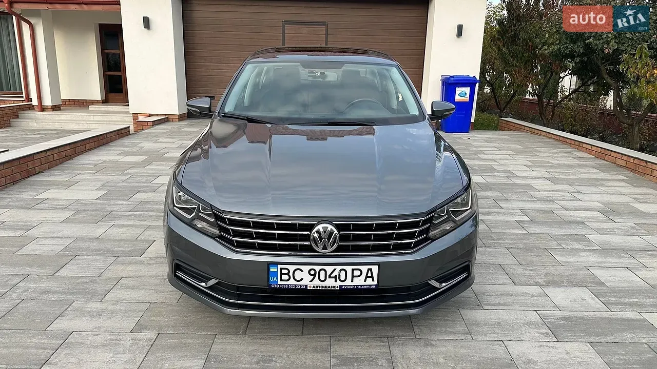 Volkswagen Passat 2018 photo 2