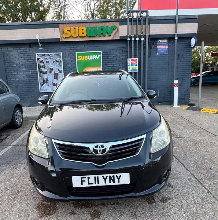 Toyota Avensis 2011 photo 4