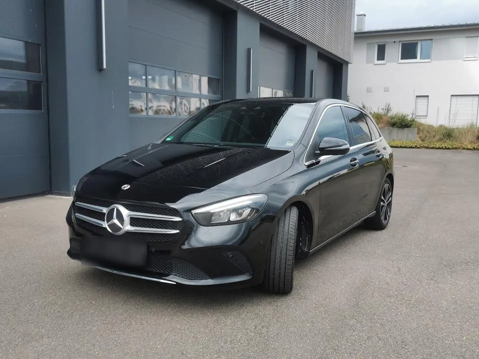 Mercedes-Benz B 200