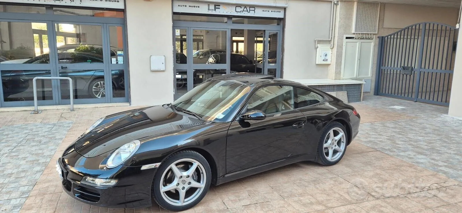 Porsche 911 2005 photo 2